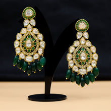 Round Neck Kundan Necklace Set 10993-21