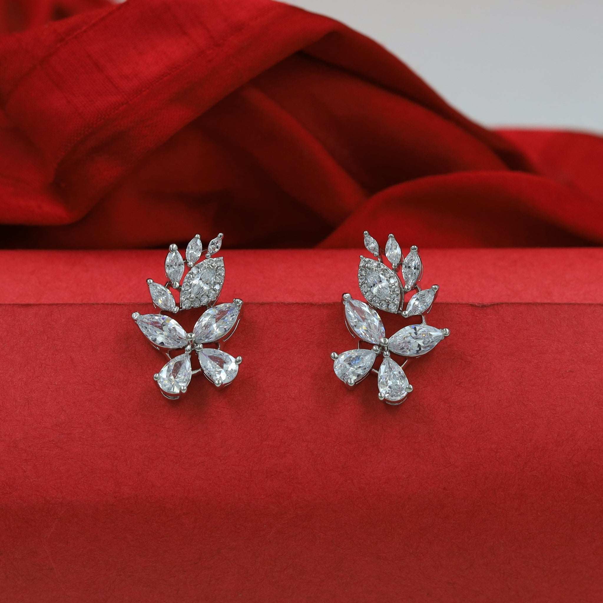 Light Zircon/AD Earring 16255-69