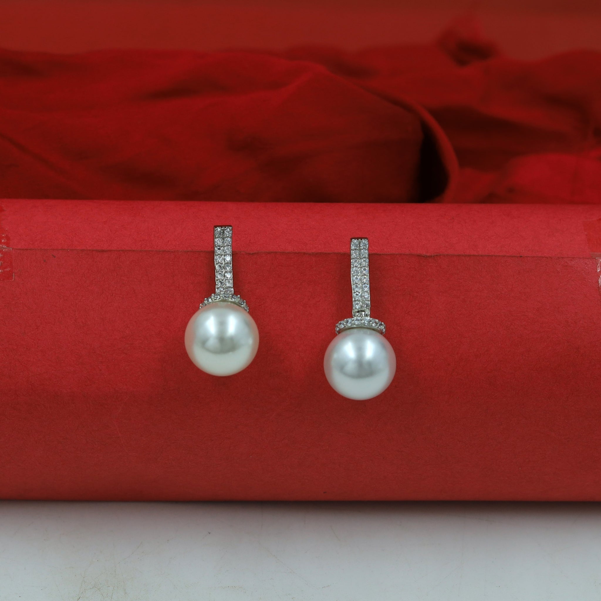 Light Pearl Zircon/AD Earring 16273-69