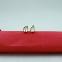 Tops/Studs Kundan Earring 10484-28
