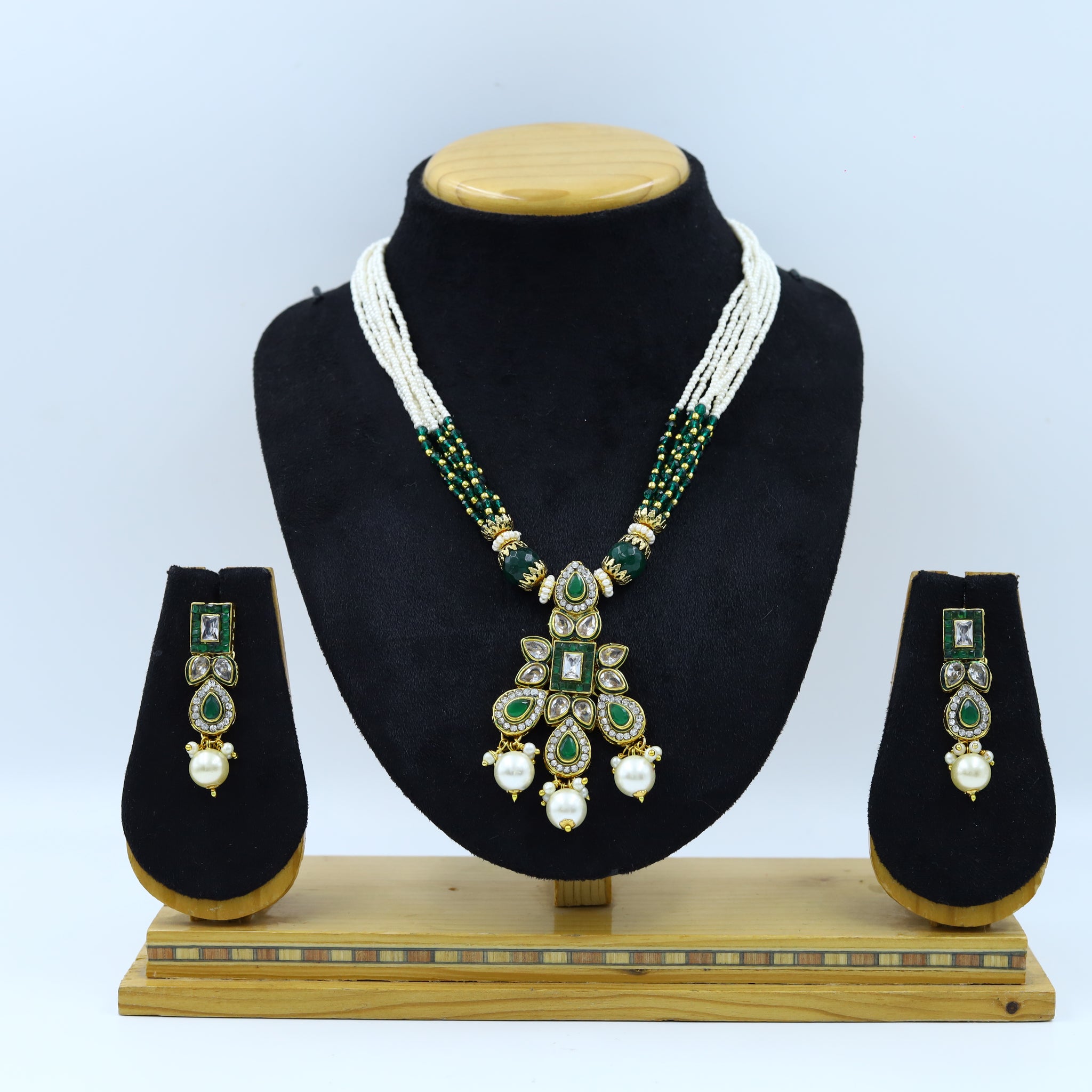 Polki Pendant Set with Pearl Chain 14488-1578