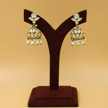 Medium Kundan Pendant Set 6360-28