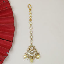 Kundan Maang Tikka 10936-83