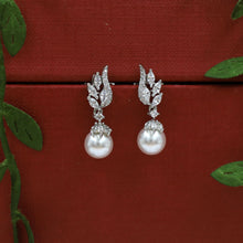 Light Pearl Zircon/AD Earring 20122-08