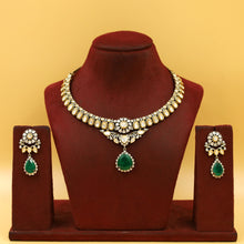Round Neck Kundan Necklace Set 20504-68