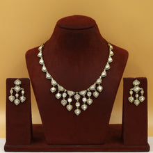 Round Neck Kundan Necklace Set 20505-68