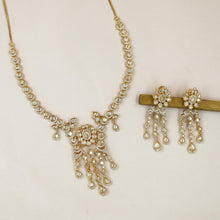 Round Neck Kundan Necklace Set 20506-68