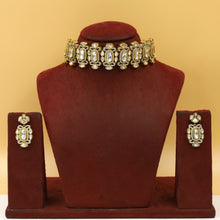 Choker Kundan Necklace Set 20507-68