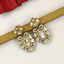 Choker Kundan Necklace Set 20507-68