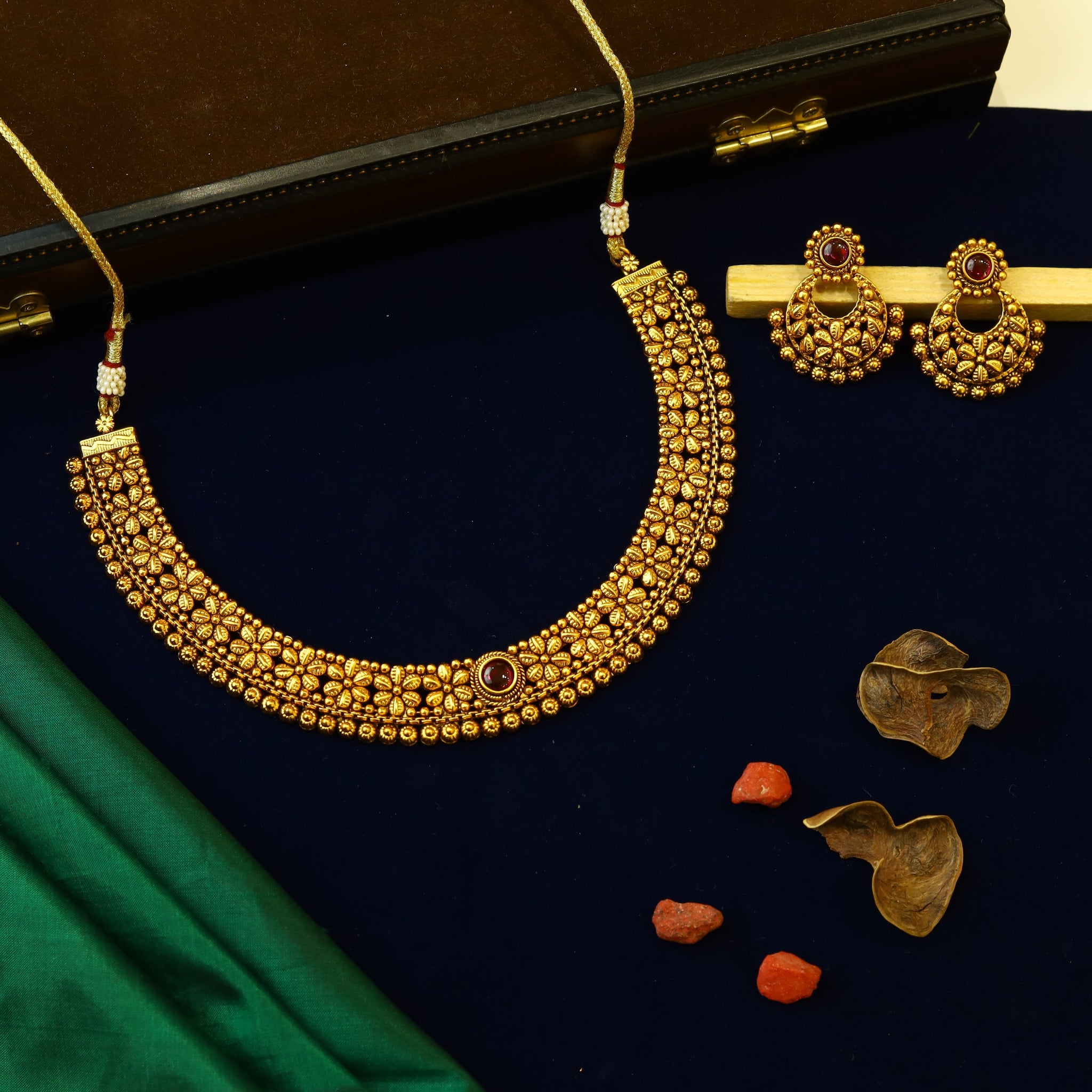 Ruby Gold Look Necklace Set