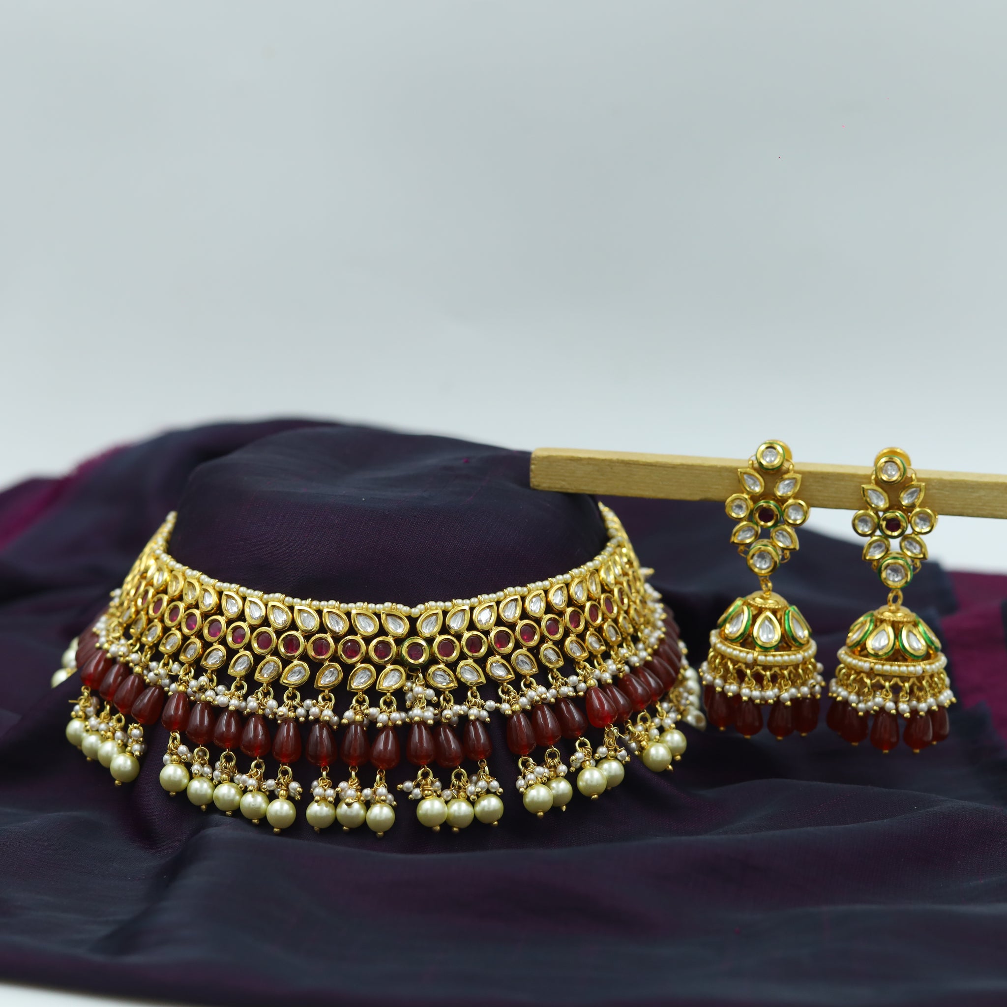 Choker Kundan Necklace Set 10162-28