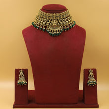 Choker Temple Necklace Set 15565-28
