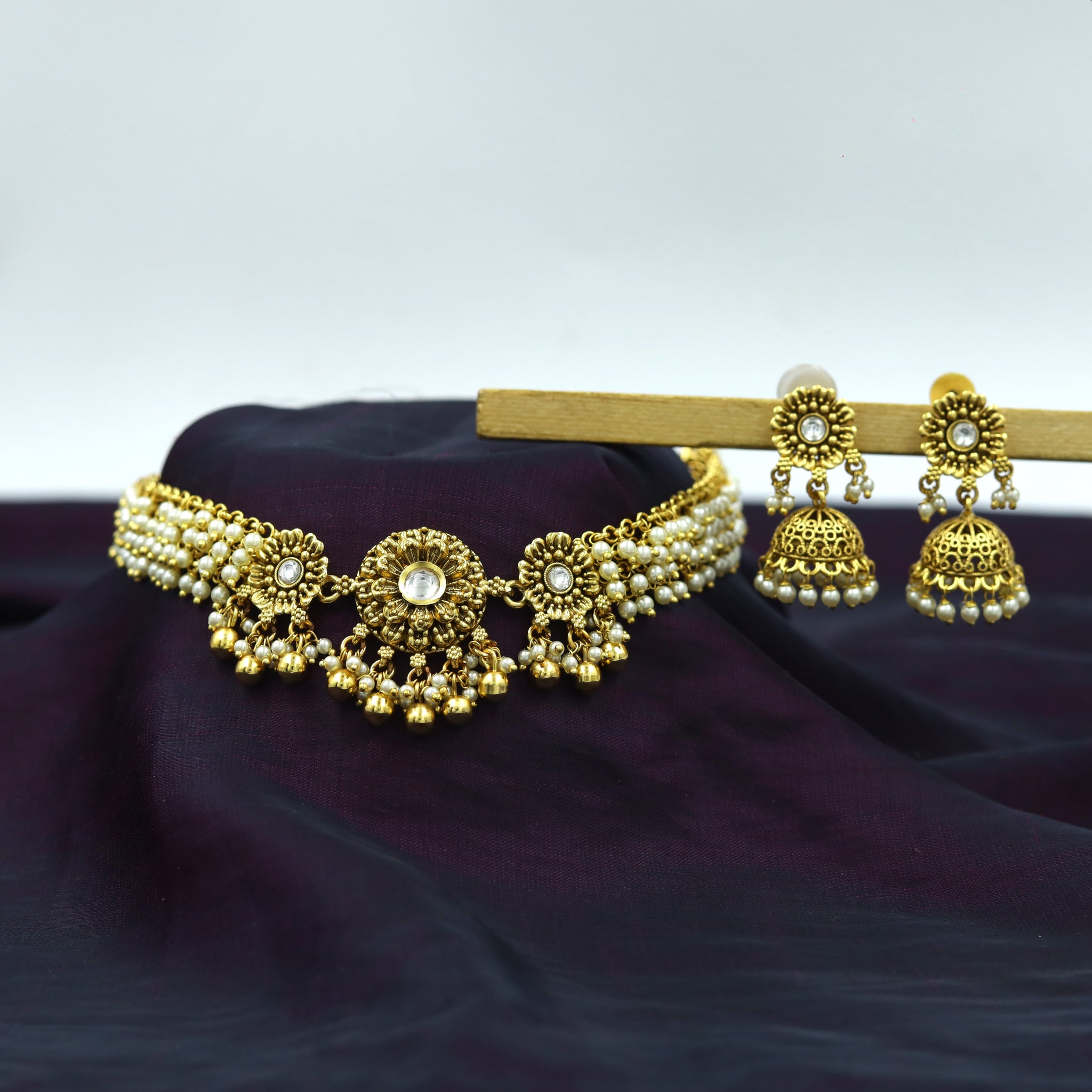 Choker Antique Necklace Set 15590-28