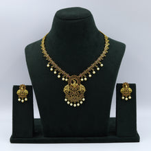 Ruby Gold Look Necklace Set
