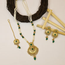 Green Gold Look Necklace Set 19490-6661