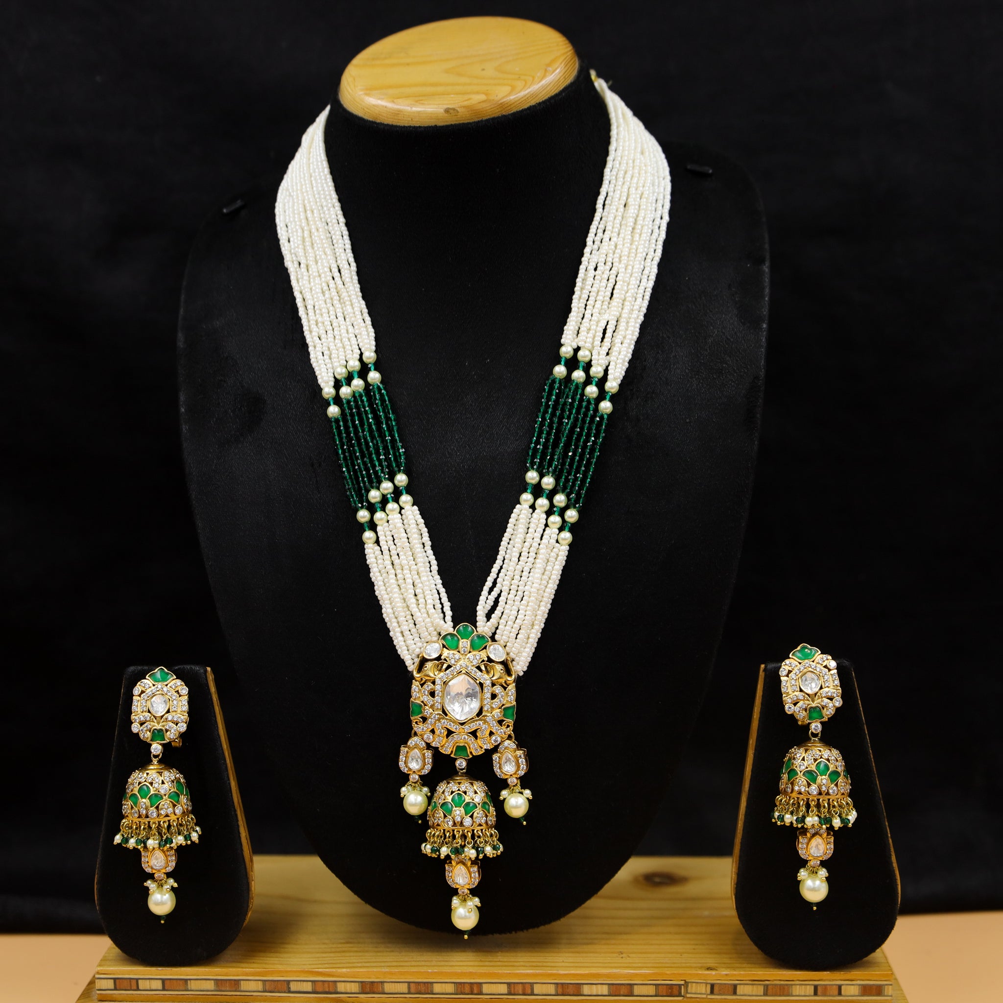 Designer Kundan Pendant Set 10615-68