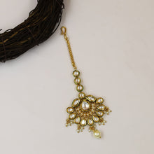 Kundan Maang Tikka 10341-28
