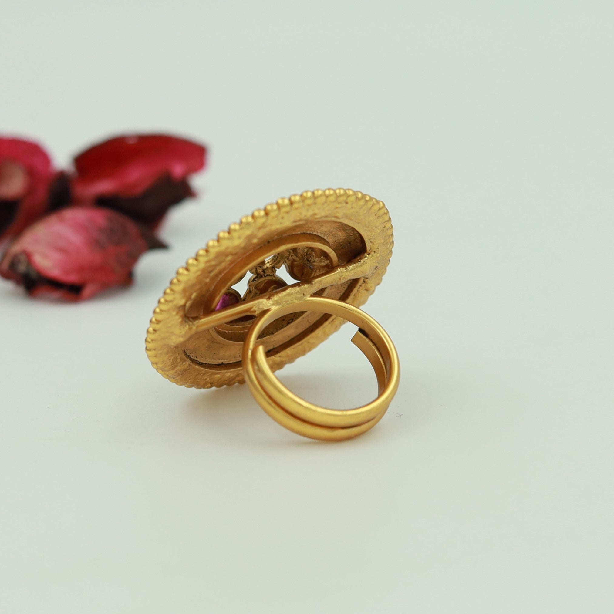 Adjustable Antique Gold Plated Ring 15798-28