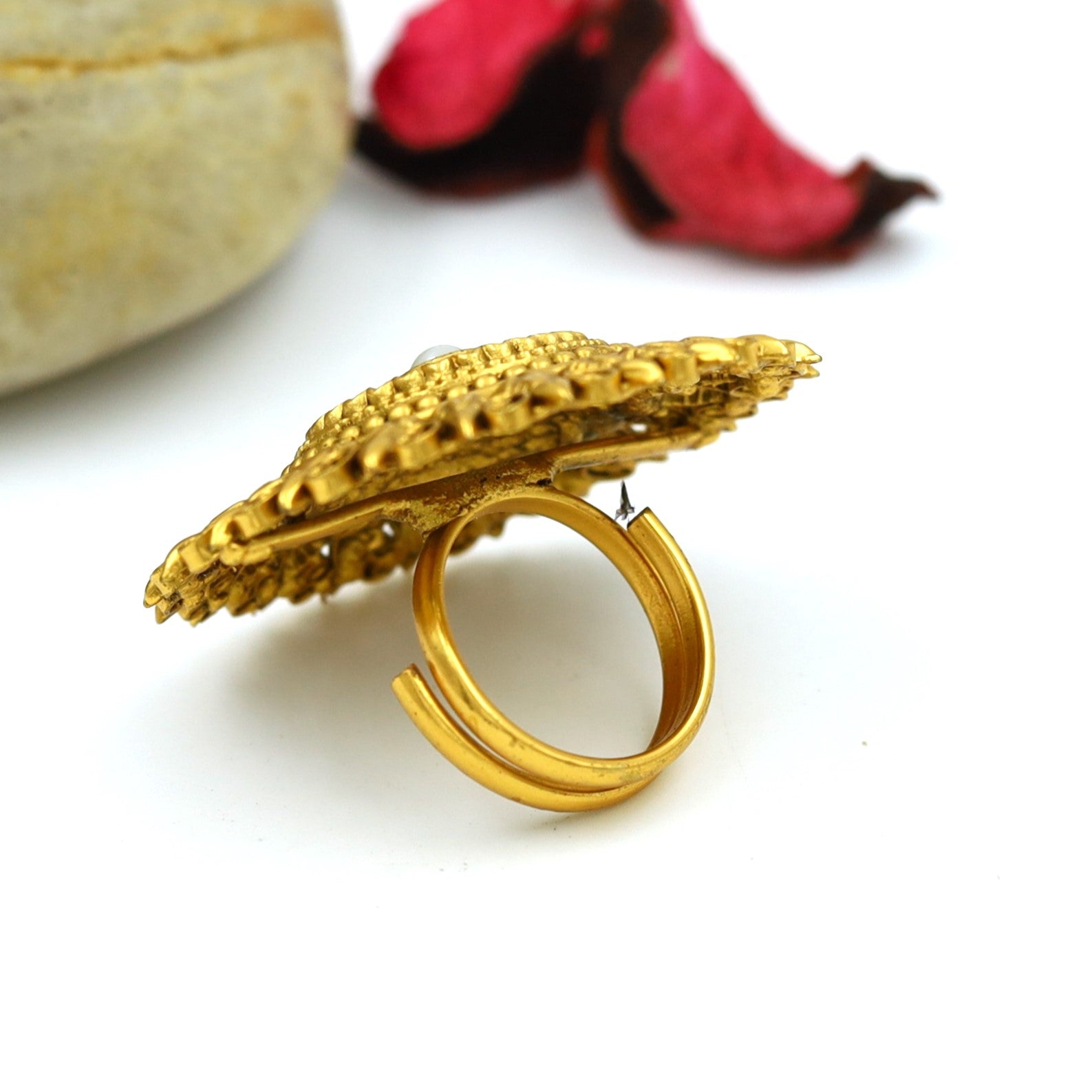 Antique Gold Finish Ring 4013-28