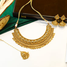 Antique Gold Plated Round Neck Necklace Set 10017-28