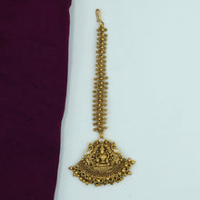 Antique Gold Finish Maang Tikka 12432-28