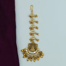 Antique Gold Finish Maang Tikka 12435-28