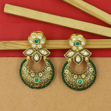 Green Gold Look Earring 15581
