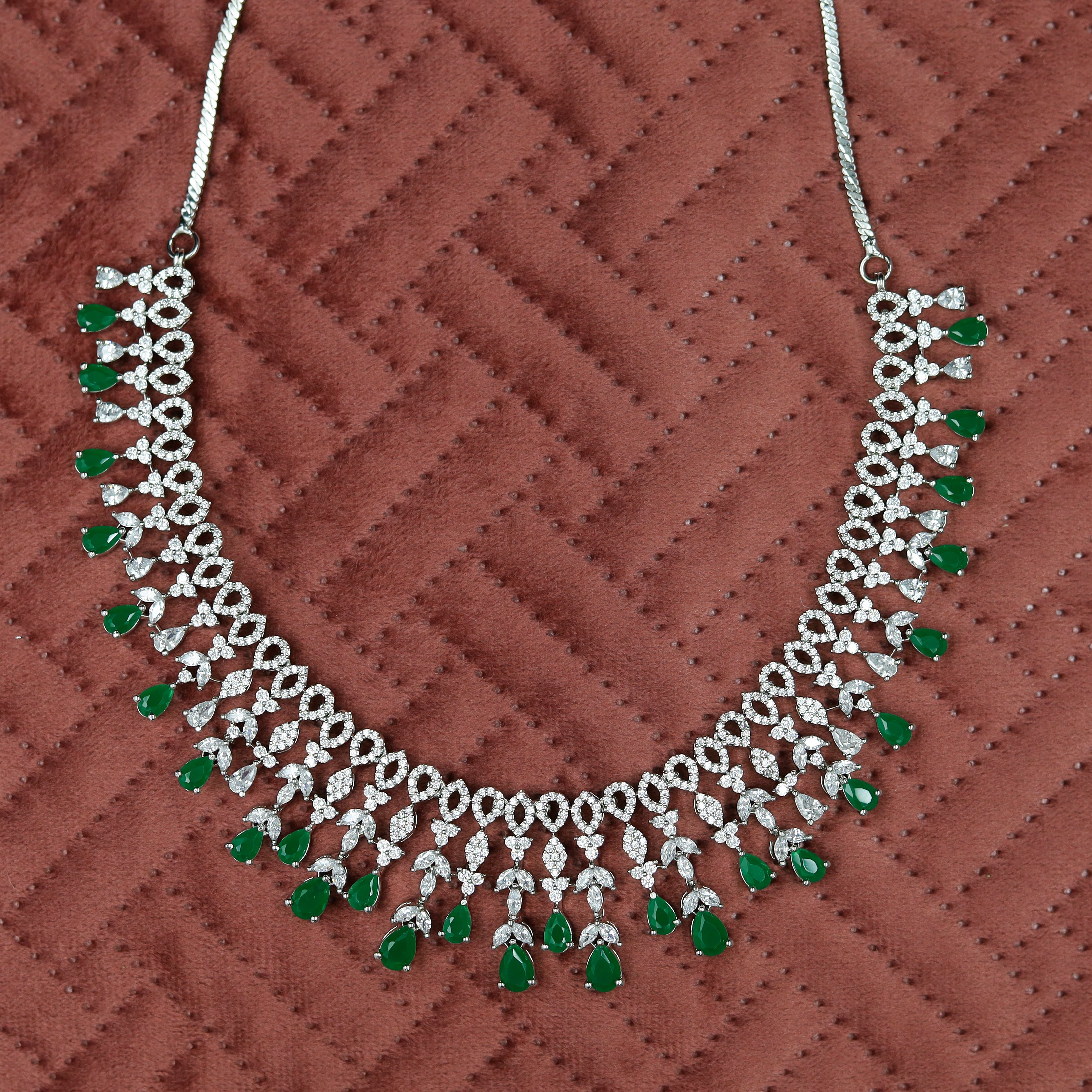 Buy Round Neck Zircon/AD Necklace Set 11905-69 Online