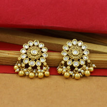 Light Kundan Earring 16778-28