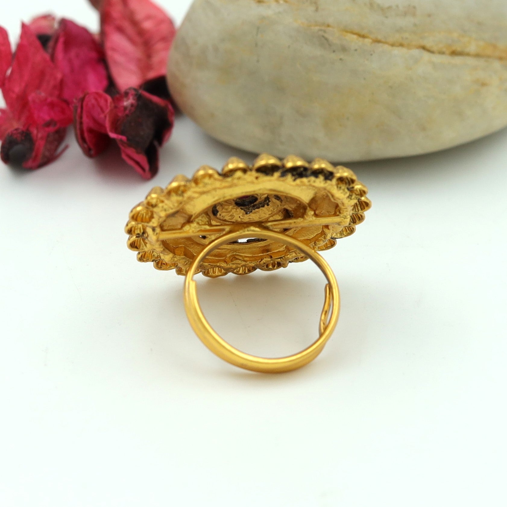 Antique Gold Finish Ring 4021-28