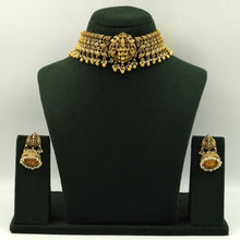 Choker Temple Necklace Set 15553-28