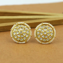 Tops/Studs Kundan Earring 12302-28