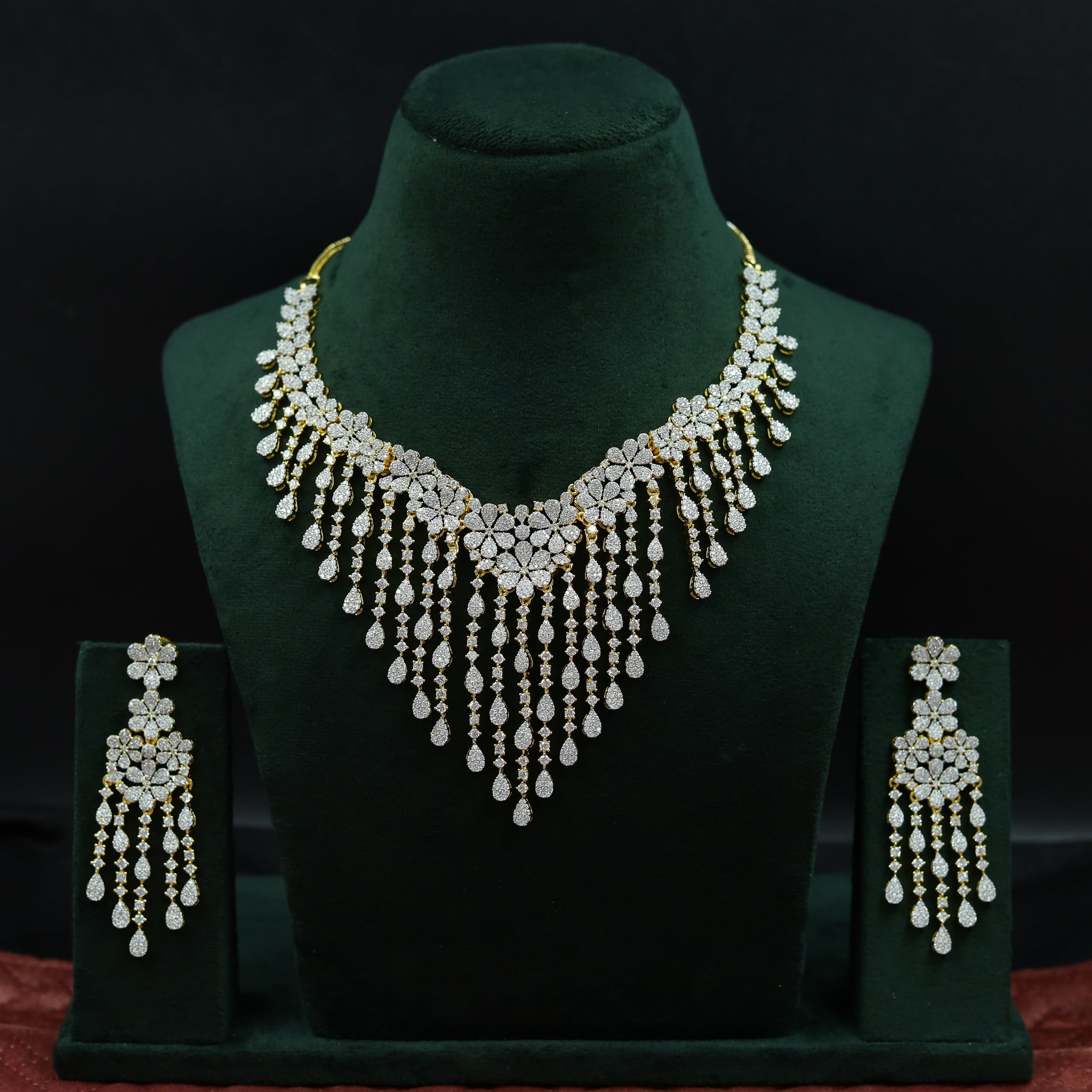 Round Neck Zircon/AD Necklace Set 11901-69