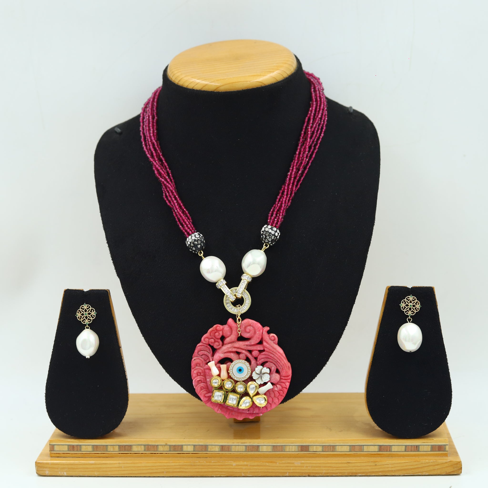 Stylish Pendant Set 3484-68