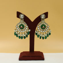 Round Neck Antique Necklace Set 19924-31