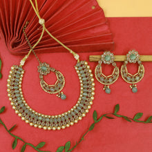 Round Neck Antique Necklace Set 4644-33
