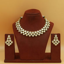 Round Neck Kundan Necklace Set 12799-68