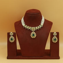 Choker Kundan Necklace Set 19490-69