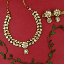 Round Neck Kundan Necklace Set 19043-27