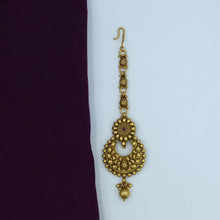 Antique Gold Finish Maang Tikka 13536-100