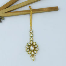 Kundan Maang Tikka 12456-28