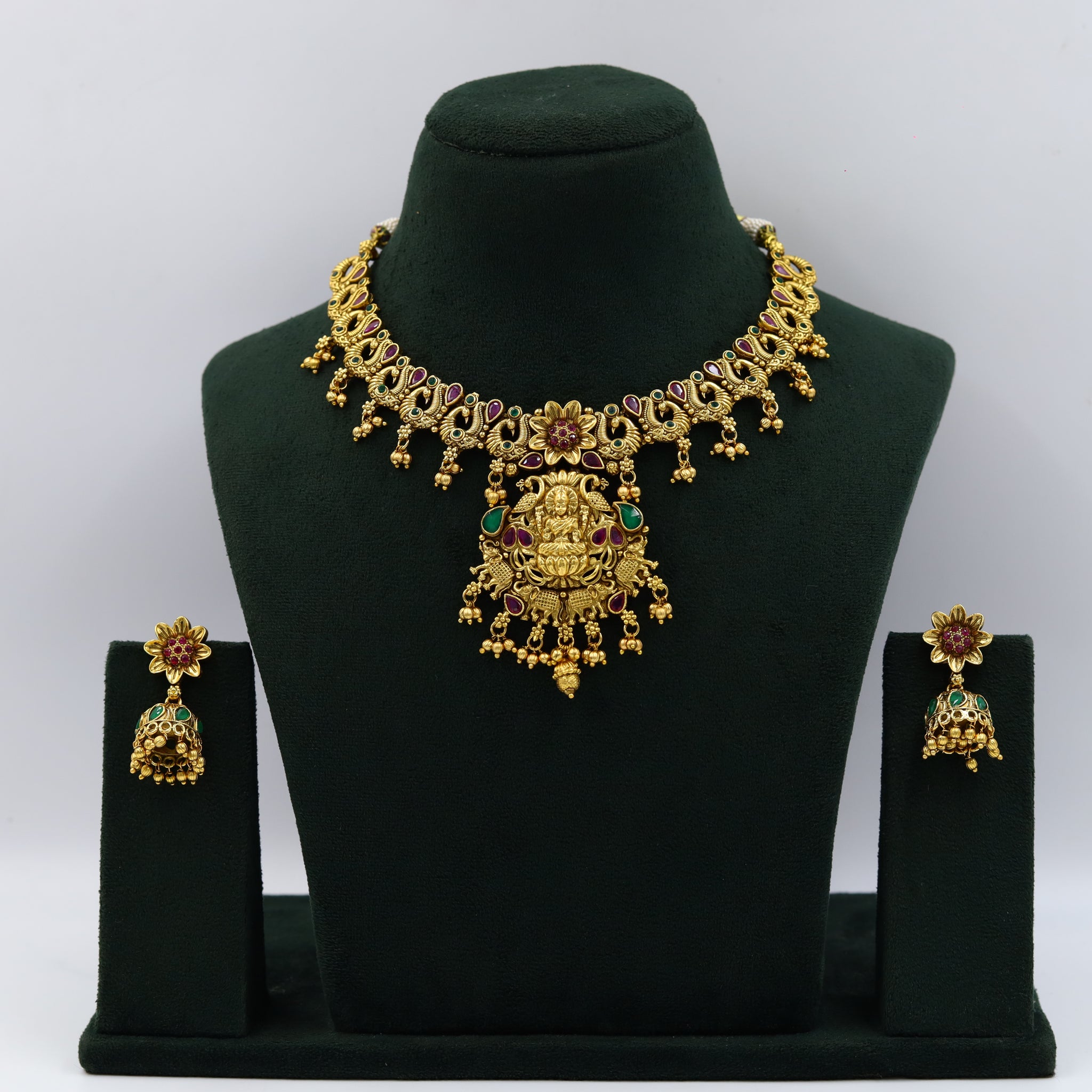 Round Neck Temple Necklace Set 7091-1
