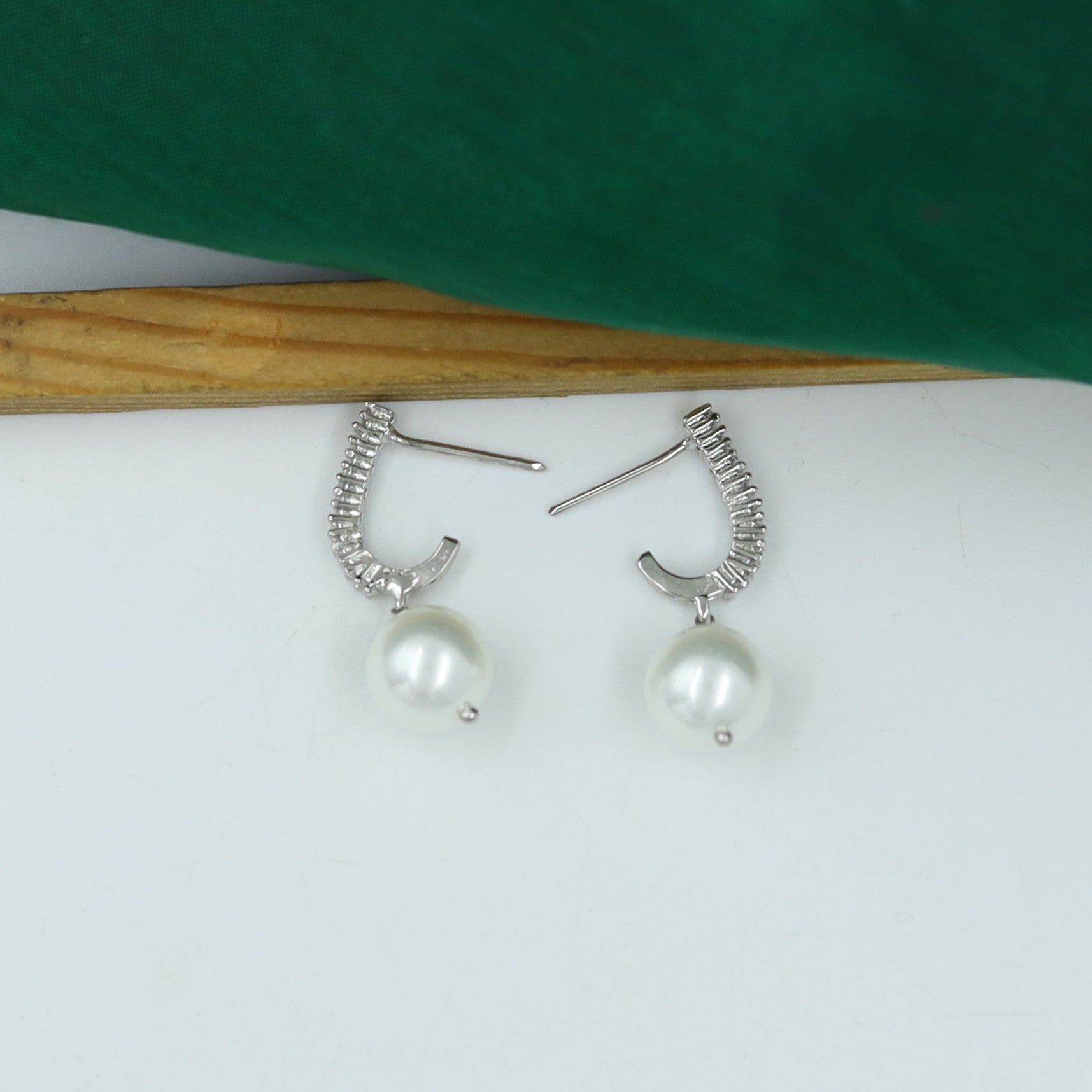 Tops/Studs Zircon/AD Earring 8600-08