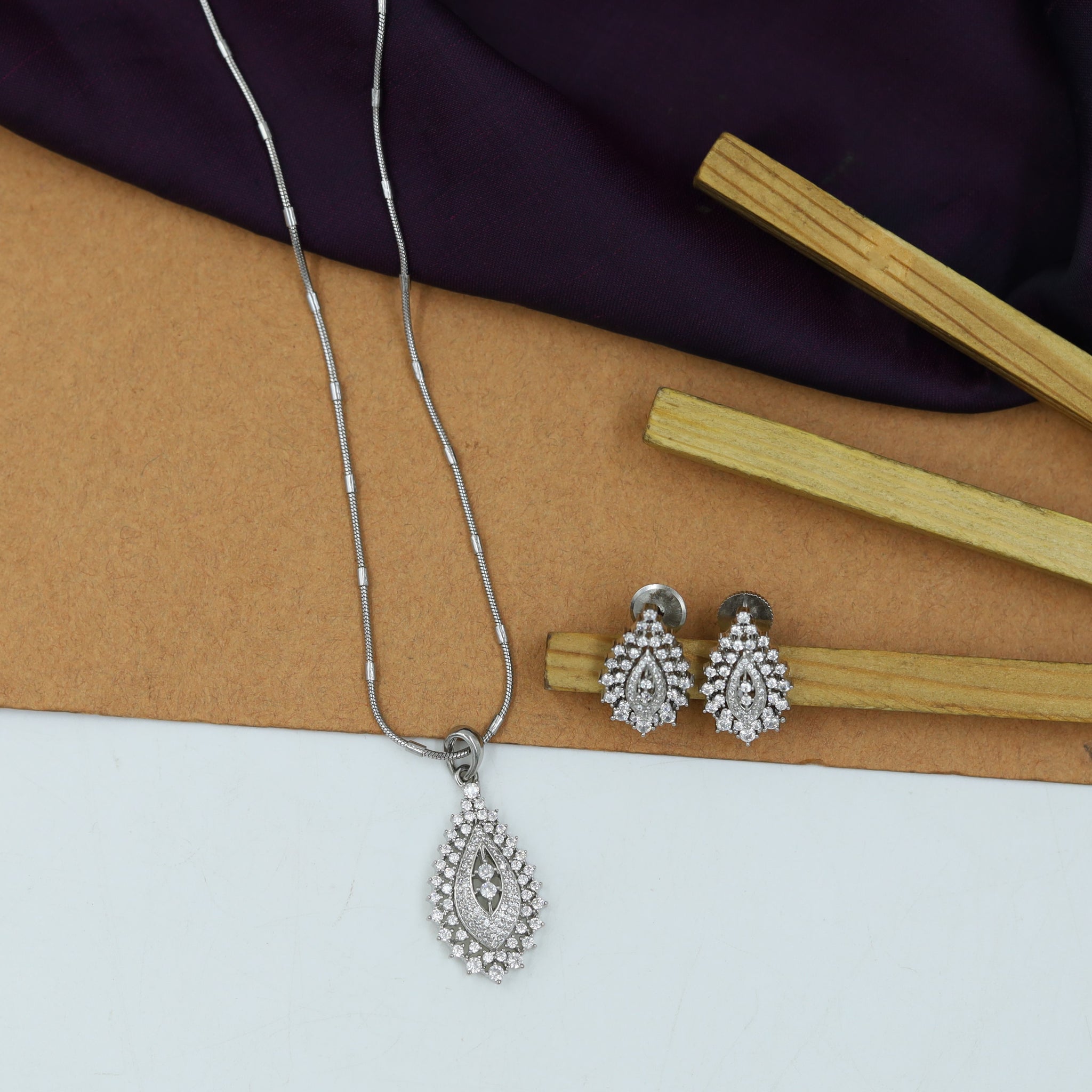 Light Zircon/AD Pendant Set 6182-08
