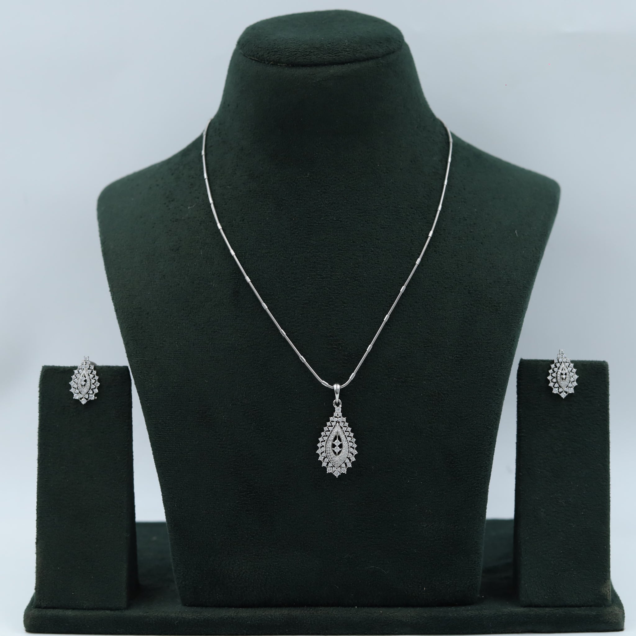 Light Zircon/AD Pendant Set 6182-08