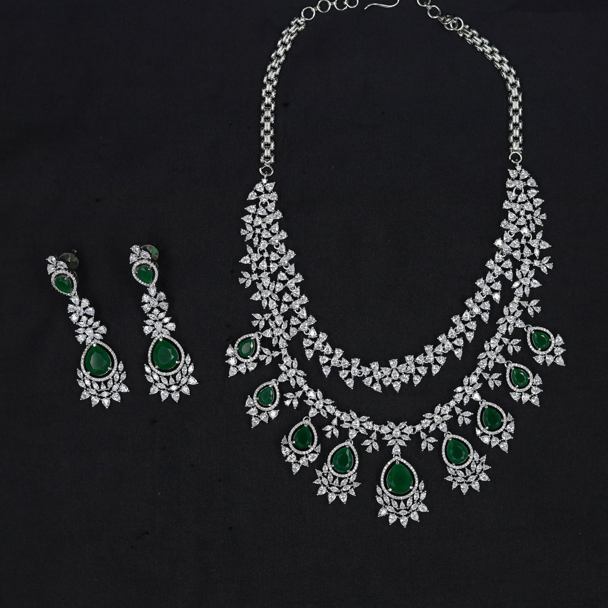 Round Neck Zircon/AD Necklace Set 10813-69