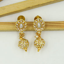 White Pearl Necklace Set 16384-21