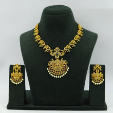 Round Neck Temple Necklace Set 15056-33