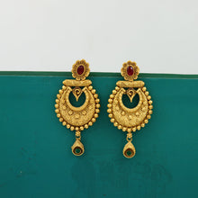 Light Earring Antique Earring 7043-1