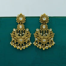 Chandbali Antique Earring 3902-28